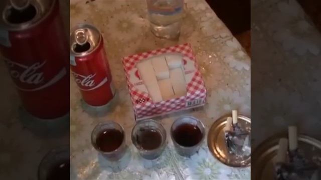 Смотри как coca-cola реагирует на Пепел смотреть онлайн