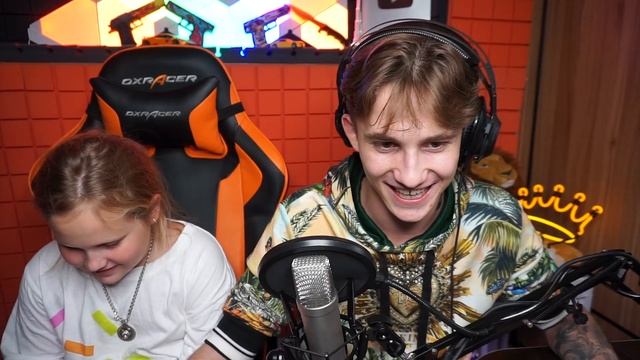 СНЕЙ И СЕСТРА НАПАРНИКИ ПРОТИВ 2 ВЕТЕРАНОВ В STANDOFF 2! смотреть онлайн