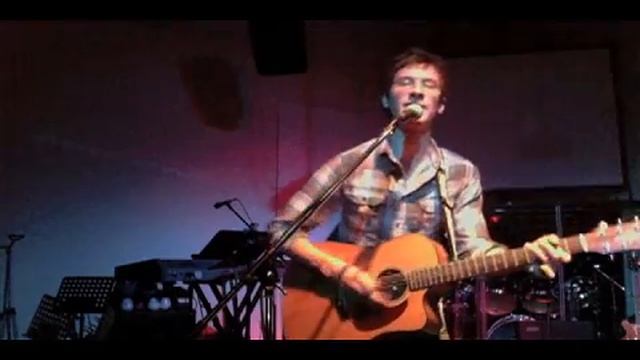 Michael Jackson's "Smooth Criminal" on acoustic guitar by Jacob Johnson смотреть онлайн