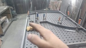 ВОРОТА, КАЛИТКИ, И Т.Д. МНОГО БОЛТАВНИ ☝️ 
ДЛЯ НАЧИНАЮЩИХ