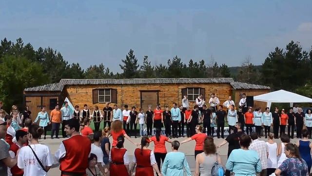 Танцов клуб "Макамлии", Фолклорен Благотворителен Фестивал "За Бъдеще Добро Да Се Хванем На Хоро" смотреть онлайн
