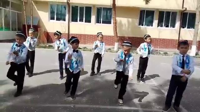 43 - Maktab 1 D Sinifi