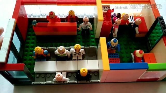 Столовая из ЛЕГО смотреть онлайн