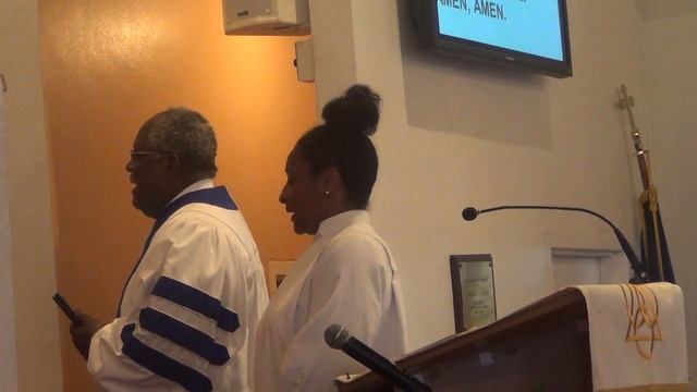 Rev. Dr. Michelle Helaire led Contee Congregation in the scripture reading. 04/23/2016. смотреть онлайн