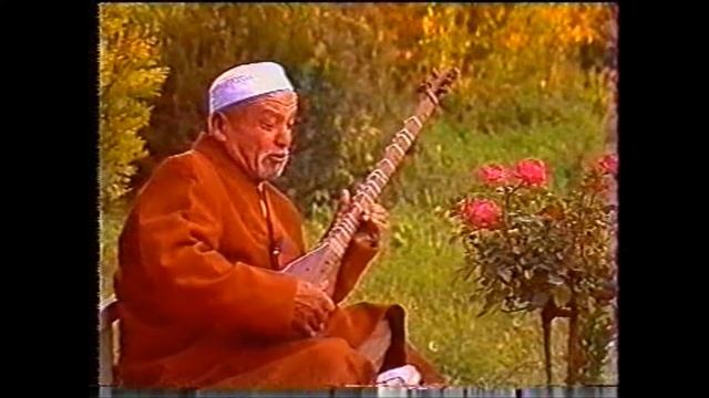 Maarufkhuja  Bahodur