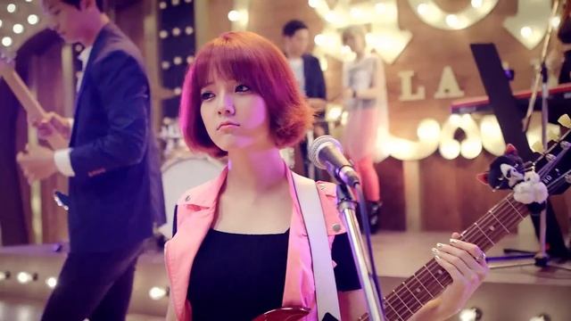 AOA BLACK - MOYA (모야) MV