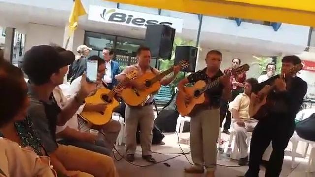 Música Ecuatoriana con Lucho Ramon, Pepe Torres, Angel Mora y Eugenio Gia смотреть онлайн