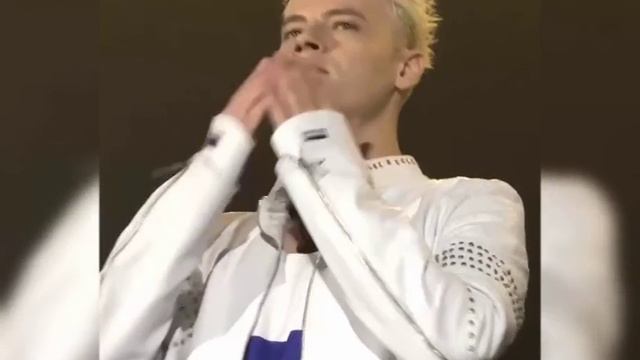 Video_20250409182945300_by_VideoShow.mp4