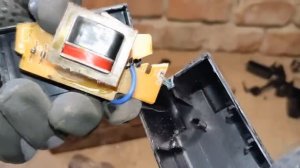 PLASTILIN. БЛОКИ ПИТАНИЯ И ЗАРЯДКИ В МЕТАЛЛОЛОМ! РАЗБОР СТАРОЙ ТЕХНИКИ. ДОБЫВАЮ МЕДЬ И ЛАТУНЬ