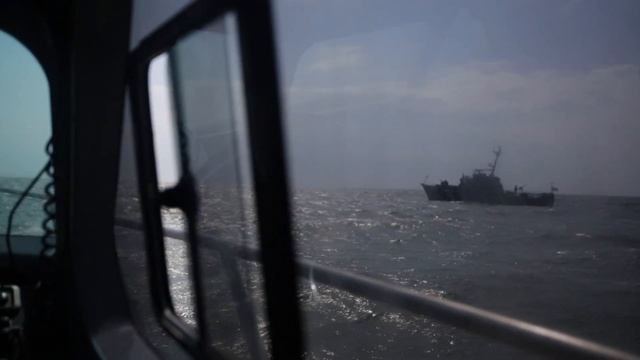 Kyiv Post joins coast guard officers patrolling Azov Sea смотреть онлайн