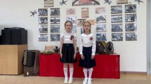 Дуэт «Веселые нотки», «Шли солдаты на войну»