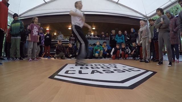 DOMINANT 2 vs ??? | 1/4 FINAL | WORLD BBOY CLASSIC | Москва | 2015 смотреть онлайн