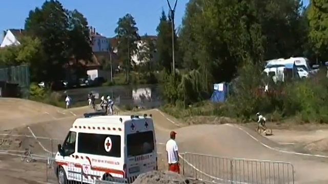 bmx cze - boys 7a8 - CP 20.8.2011 - 2.rozjíždka - Protivín.MP4 смотреть онлайн