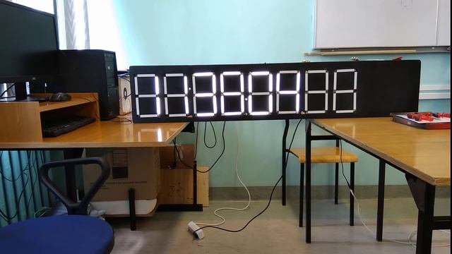 Test wyświetlacza - wyświetlanie czasu (multipleksowanie) смотреть онлайн