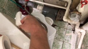 Ремонт протечки унитаза. Замена прокладки унитаза своими руками