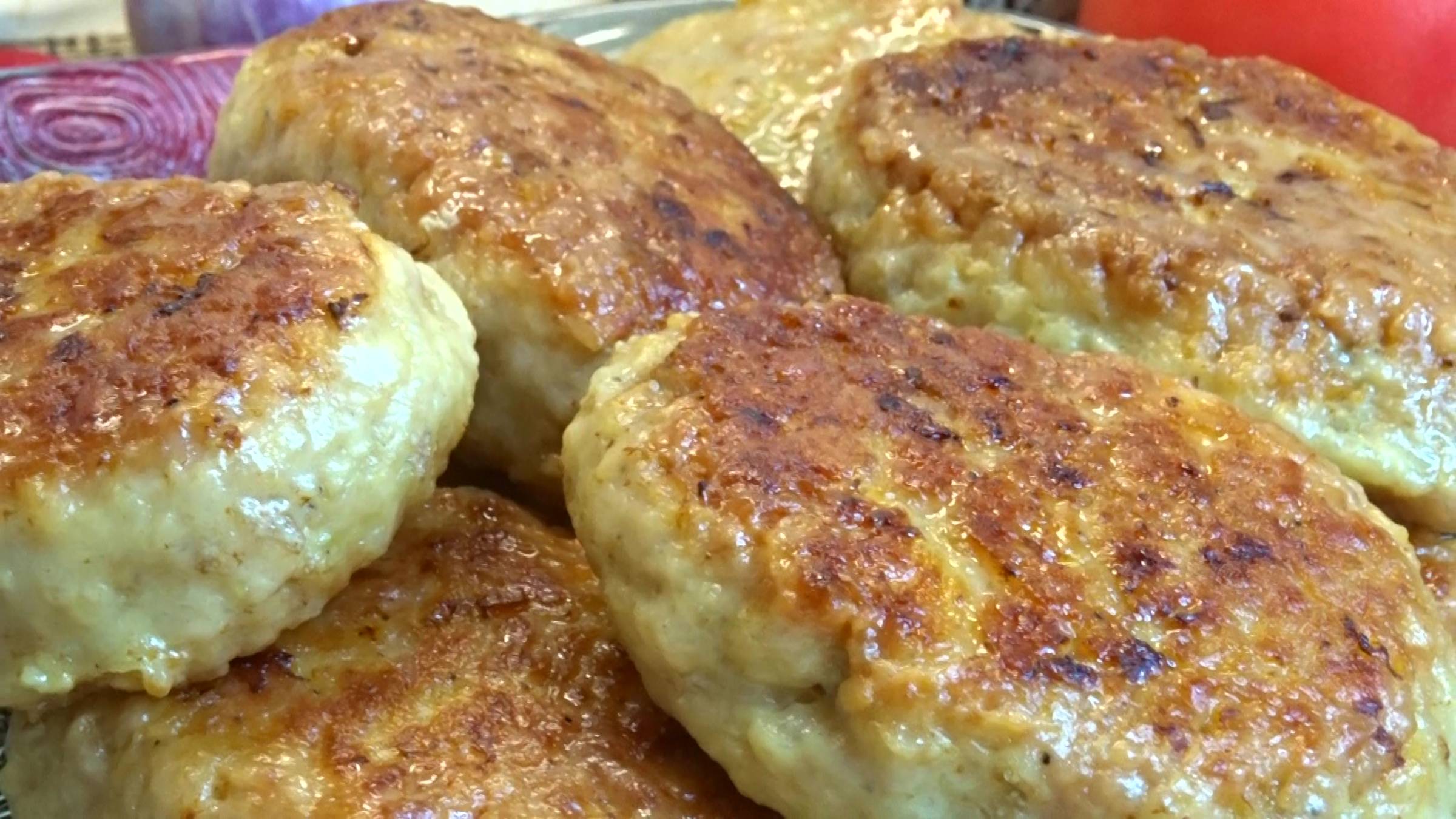 Цела ГОРА КОТЛЕТ получается по этому рецепту. КОТЛЕТЫ сочные, нежные. СЕКРЕТ в пропорциях смотреть онлайн