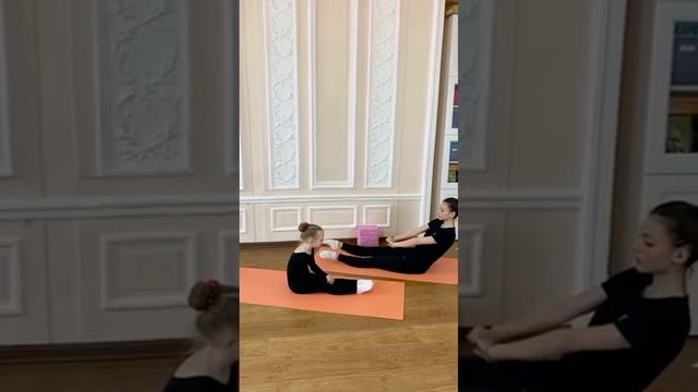 Как делать упражнение ножницы смотреть онлайн