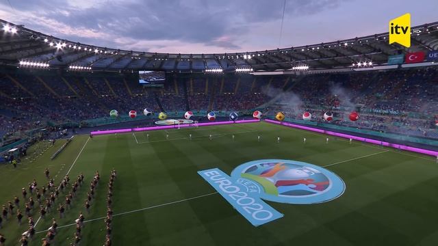 Futbol üzrə 16-cı Avropa çempionatının təntənəli açılış mərasimi keçirilib смотреть онлайн