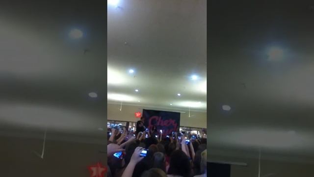 Cher Lloyd 8/4/12 at The Commons in Federal Way смотреть онлайн