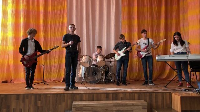 ОБПОУ «КЭМТ» Кавер-группа «Саквояж» - «Прогулки по воде» смотреть онлайн
