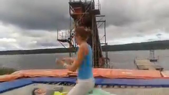 Хазова имеет руководство