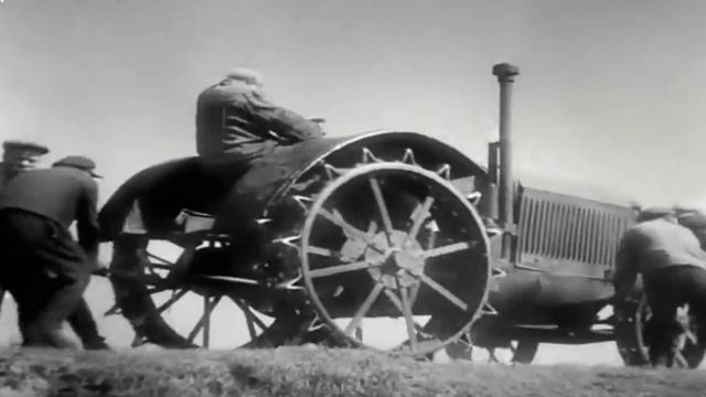 ХТЗ. ПЕРВЫЙ ТРАКТОР. Трактор ХТЗ 15/30 обзор детально. Один из первых тракторов СССР. смотреть онлайн