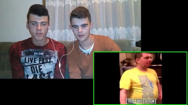 Padaju šamari- Probaj da se ne nasmijes смотреть онлайн