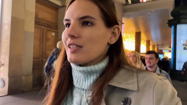 VLOGMAS || Витрины Парижа / Главная елка / Праздник в Париже смотреть онлайн