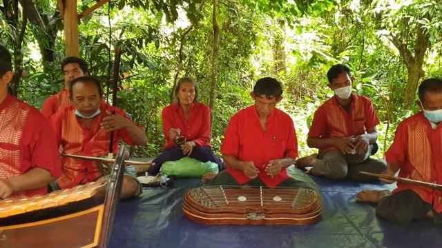 Traditional Music #BanteaySrey Temple
