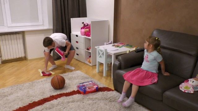 ЭКСТРЕМАЛЬНАЯ УБОРКА. КТО БЫСТРЕЕ? Кириешка