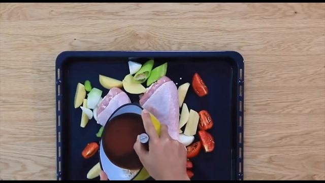 Baked Turkey Leg Recipe With Vegetables And Sauce Just 10 Minute