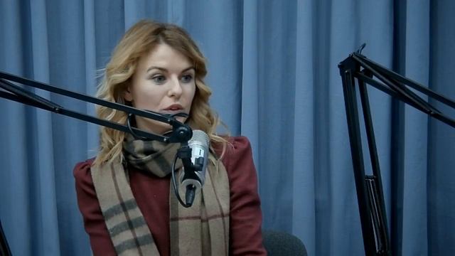 Які легальні перепони існують для служби жінок в українській армії? смотреть онлайн