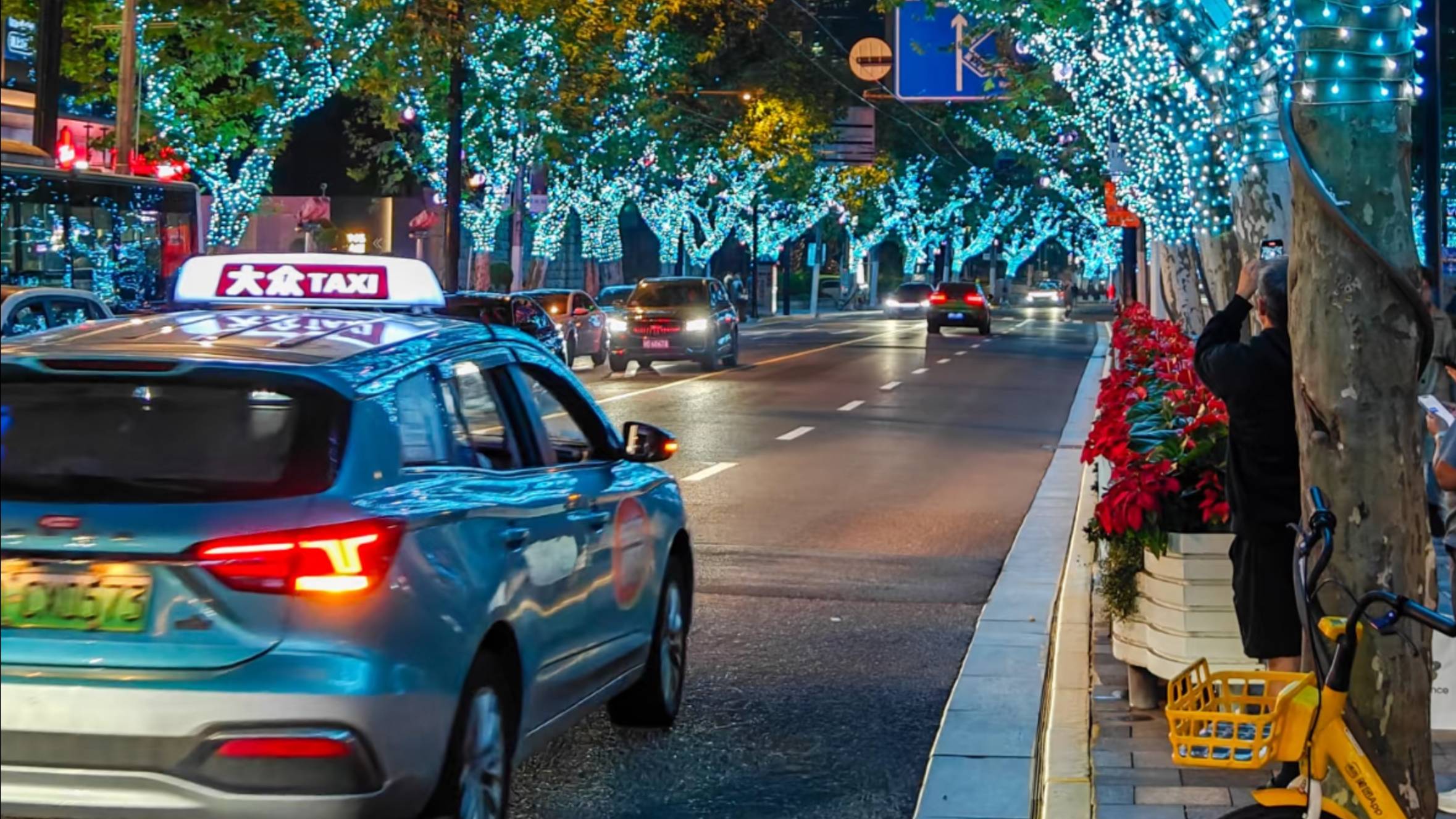 УВЛЕКАТЕЛЬНЫЙ И ИНТЕРЕСНЫЙ НОЧНОЙ КИТАЙ ПУТЕШЕСТВИЯ И ВЗГЛЯД ИЗНУТРИ  #путешествия #китай #рутуб