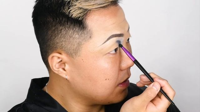 Drag Queen Transformation for Beginners - First Video Ever! смотреть онлайн