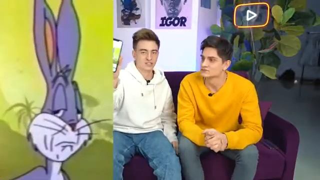 Что в телефоне у Миши Вайса смотреть онлайн