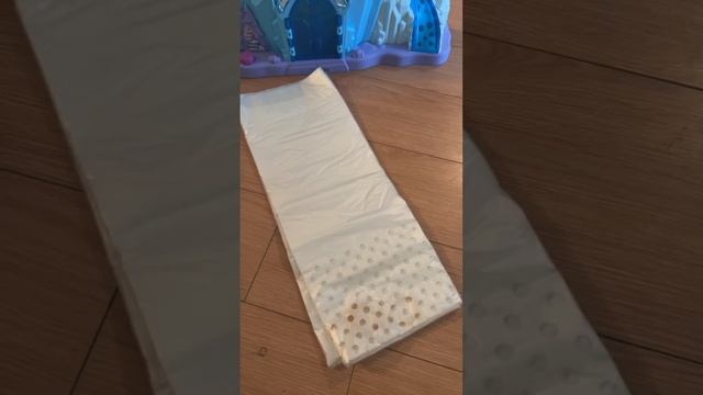 Easy way to keep clean cat boxes! We love our kitties and this is how we keep their cat box clean! смотреть онлайн
