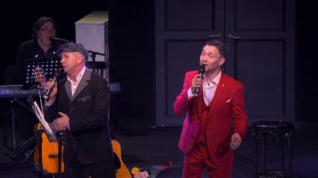 Будь со мною строгой (М. Фрадкин) - Виталий ЛЕНСКИЙ, Андрей АНКУДИНОВ смотреть онлайн