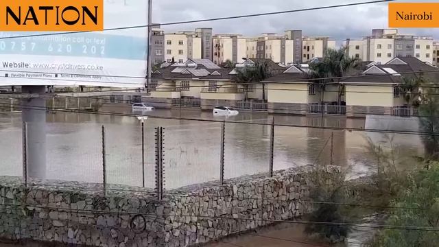 Crystal Rivers Mall, Mombasa Road, marooned by floodwater from River Athi after heavy rains. смотреть онлайн