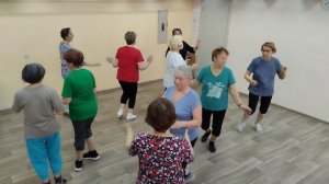 Разучивание основных движений исторического танца "Тустеп"