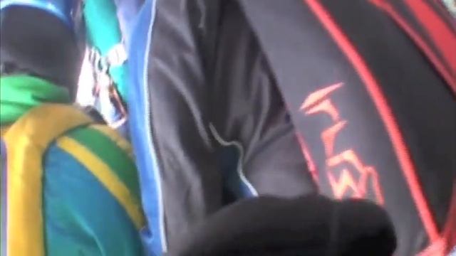 Slavik skydive смотреть онлайн