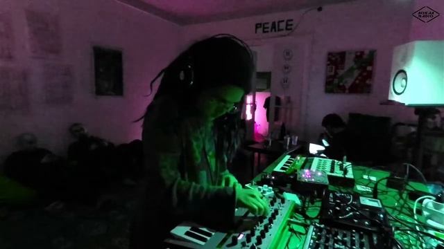 Гифы Рыбы-бемоль (live) @ LOCAL RADIO – 10/02/2024 смотреть онлайн