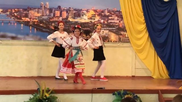 Выступление 1-Б Гимназия #3 смотреть онлайн