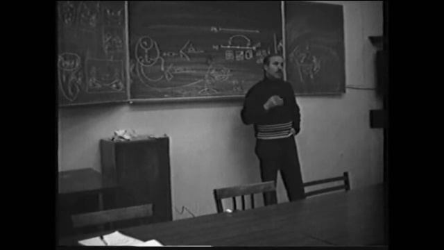 Движение к форме при работе с содержанием Субъективное движение к абстракции 1991 смотреть онлайн