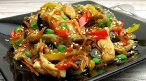 ТЕПЛЫЙ САЛАТ С КУРИЦЕЙ И ОВОЩАМИ. ПРОСТОЙ РЕЦЕПТ.