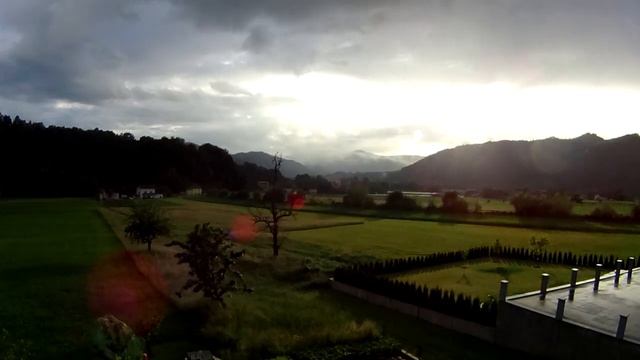 Rain and Sun Timelapse смотреть онлайн
