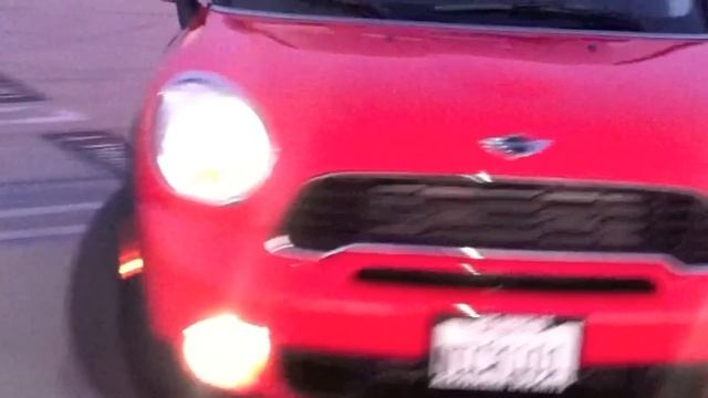 2011 MINI Cooper Countryman S drifting sliding ebrake смотреть онлайн