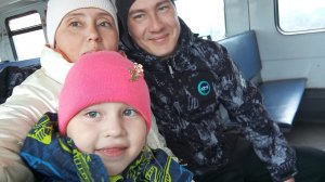 Сходили в военкомат.Сдала документы в школу.Проводили Вероничку.