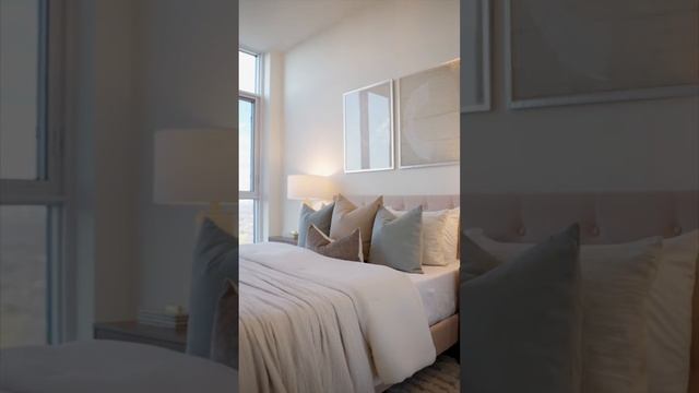 5 Mabelle Ave PH33 | Islginton | Toronto смотреть онлайн