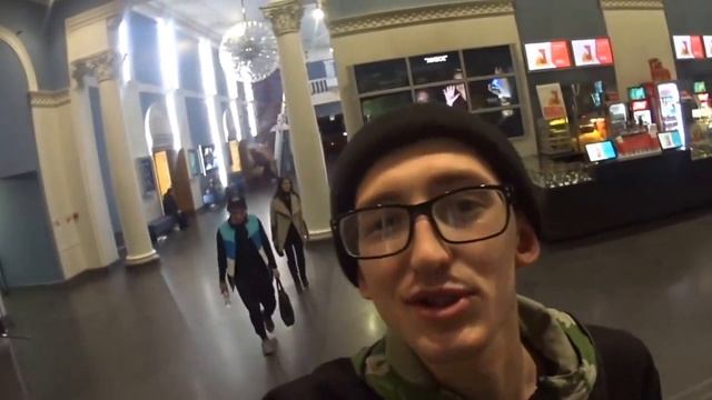 БУТЫЛКА ВОДЫ ЧЕЛЛЕНДЖ - BOTTLE FLIP CHALLENGE - Andrey Prilukov смотреть онлайн