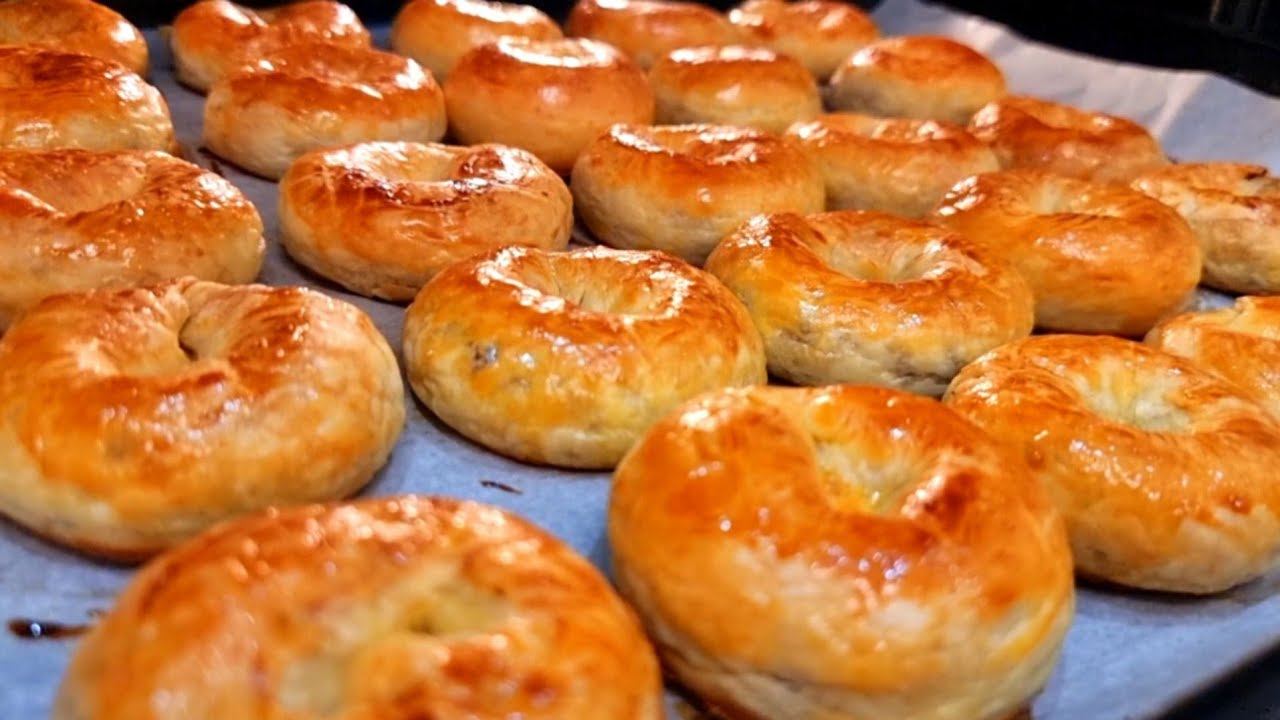 ВЫПРОСИЛА РЕЦЕПТ У КОНДИТЕРА ИЗ КОФЕЙНИ!СЪЕДАЕТСЯ ДЕСЯТКАМИ!САМЫЕ ВКУСНЫЕ ПИРОЖКИ сКАРТОШКОЙ иФАРШЕМ смотреть онлайн